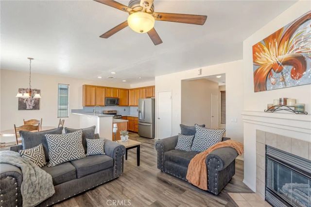15808 Horizon Way, Adelanto, CA 92301