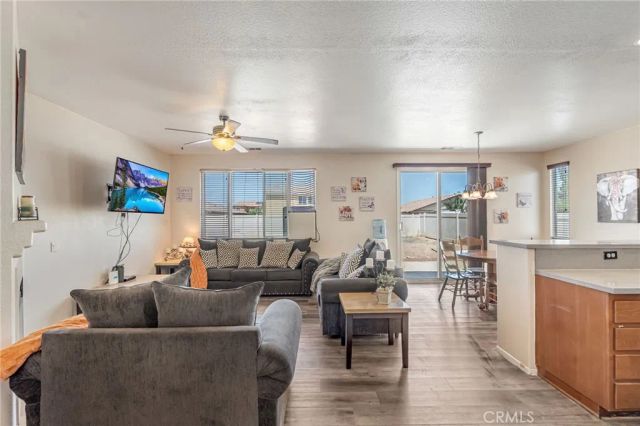 15808 Horizon Way, Adelanto, CA 92301
