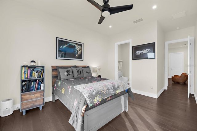 402 HILLSBOROUGH STREET, Palm Harbor, FL 34683