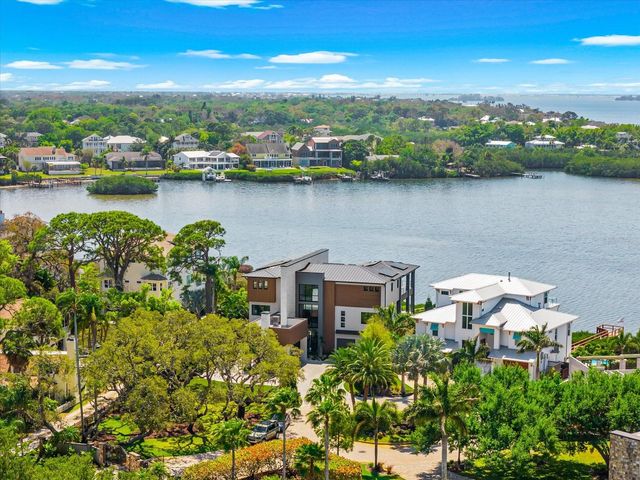 402 HILLSBOROUGH STREET, Palm Harbor, FL 34683