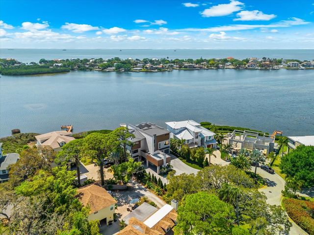 402 HILLSBOROUGH STREET, Palm Harbor, FL 34683
