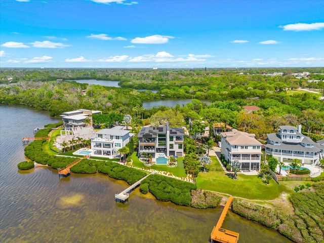 402 HILLSBOROUGH STREET, Palm Harbor, FL 34683