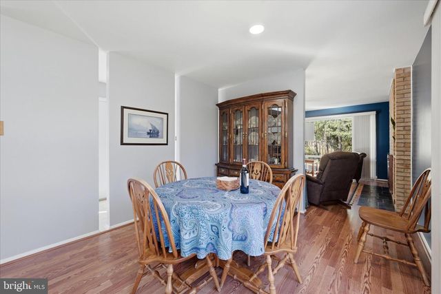 8825 CHARLES HAWKINS WAY, Annandale, VA 22003