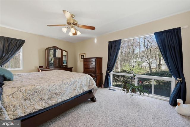 8825 CHARLES HAWKINS WAY, Annandale, VA 22003