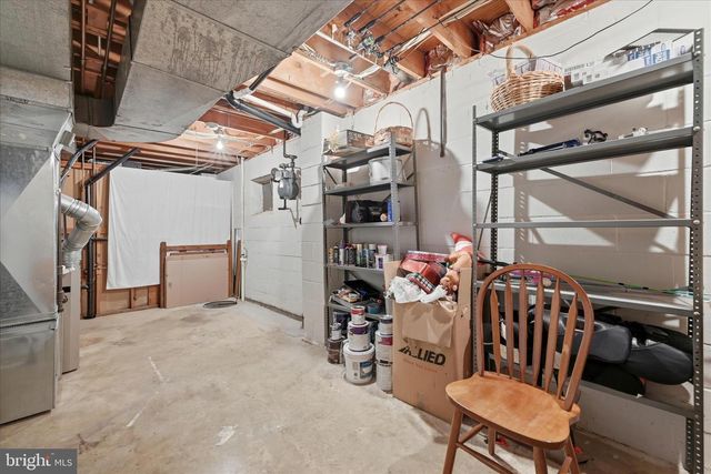 8825 CHARLES HAWKINS WAY, Annandale, VA 22003