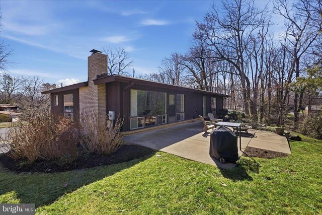 8825 CHARLES HAWKINS WAY, Annandale, VA 22003