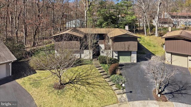 8825 CHARLES HAWKINS WAY, Annandale, VA 22003