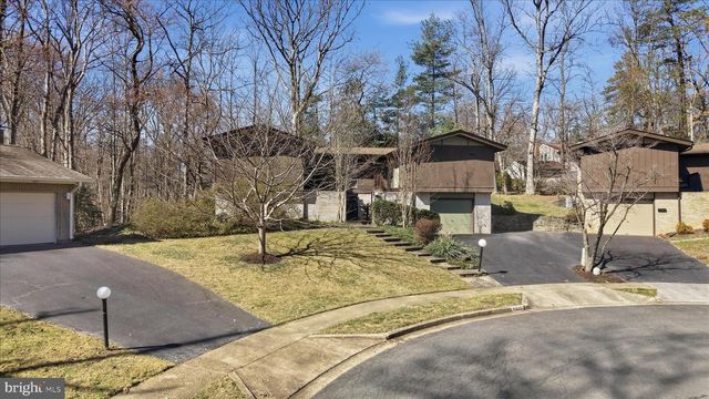 8825 CHARLES HAWKINS WAY, Annandale, VA 22003