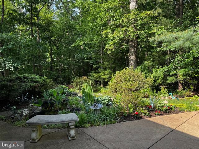 8825 CHARLES HAWKINS WAY, Annandale, VA 22003