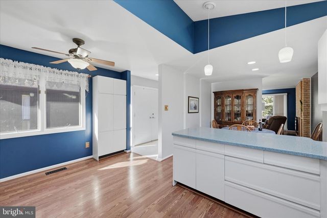 8825 CHARLES HAWKINS WAY, Annandale, VA 22003