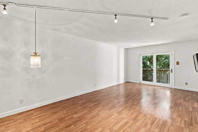 4845 Cedar Springs Road 363, Dallas, TX 75219