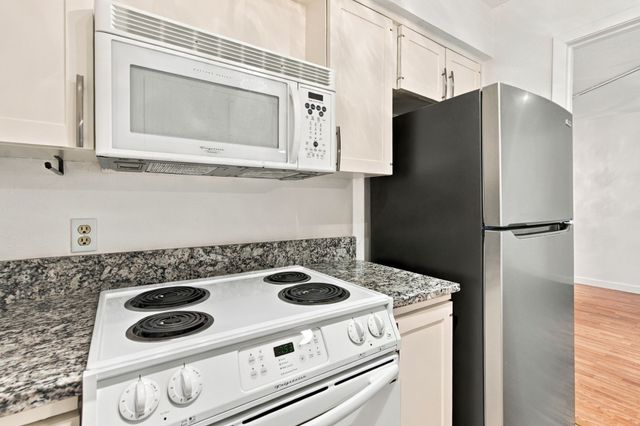 4845 Cedar Springs Road 363, Dallas, TX 75219
