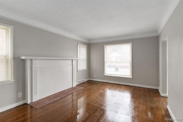 10642 Mckinney Street, Detroit, MI 48224