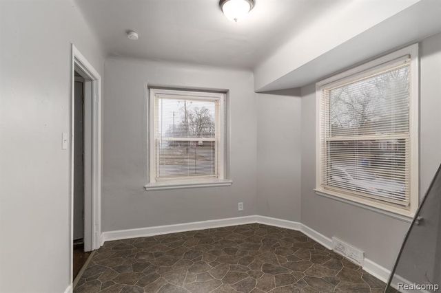 10642 Mckinney Street, Detroit, MI 48224