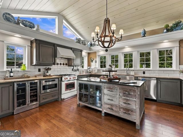 249 Bell Boy Run 9-10, Blairsville, GA 30512