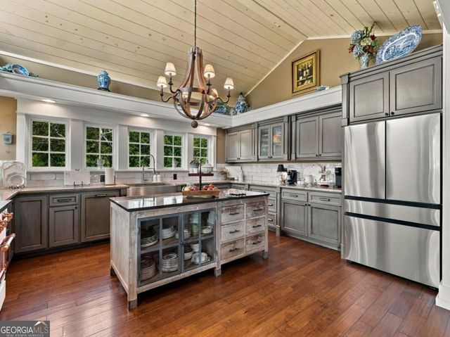 249 Bell Boy Run 9-10, Blairsville, GA 30512