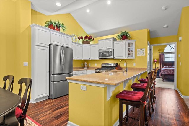 N50W25074 William DRIVE, Pewaukee, WI 53072