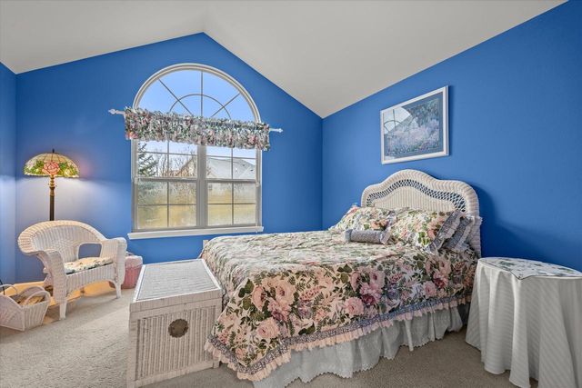 N50W25074 William DRIVE, Pewaukee, WI 53072