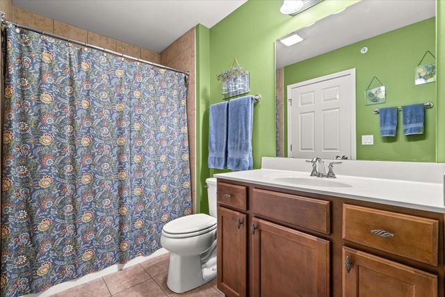 N50W25074 William DRIVE, Pewaukee, WI 53072