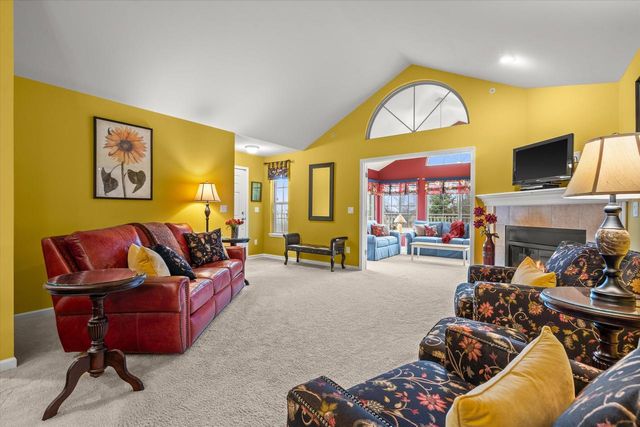 N50W25074 William DRIVE, Pewaukee, WI 53072