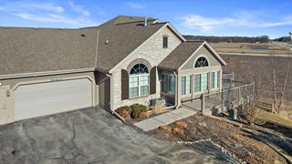 N50W25074 William DRIVE, Pewaukee, WI 53072