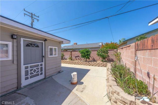 1817 E Morava Avenue, Anaheim, CA 92805