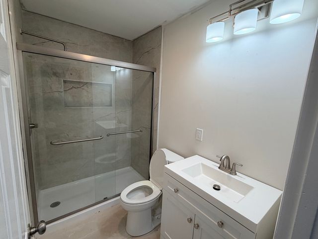 42 Birch Rd, Westford, MA 01886