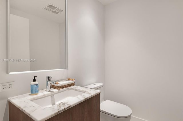 500 Alton Road 1204, Miami Beach, FL 33139