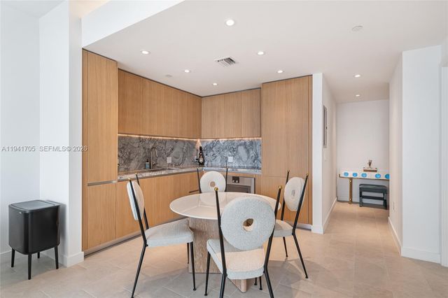 500 Alton Road 1204, Miami Beach, FL 33139