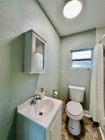 5907 N OLA AVENUE, Tampa, FL 33604