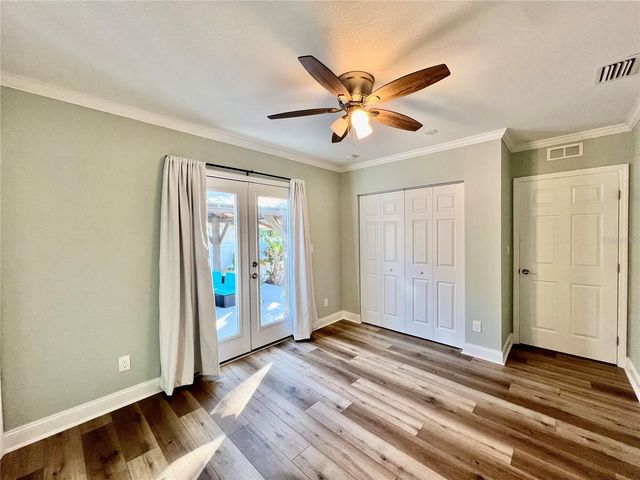 5907 N OLA AVENUE, Tampa, FL 33604