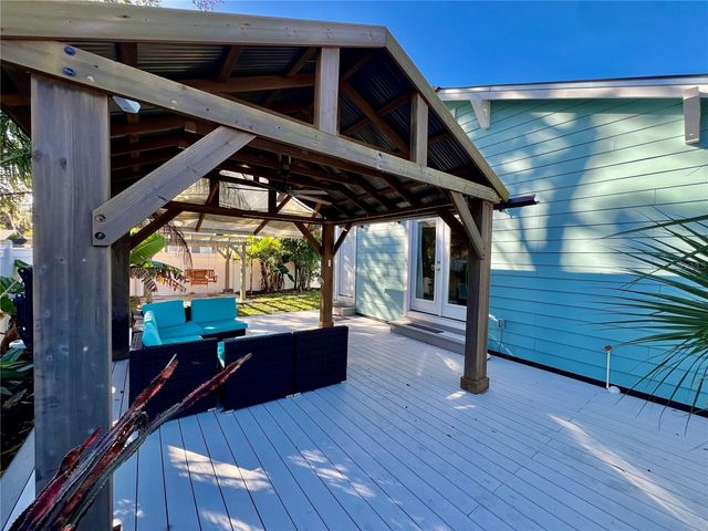 5907 N OLA AVENUE, Tampa, FL 33604