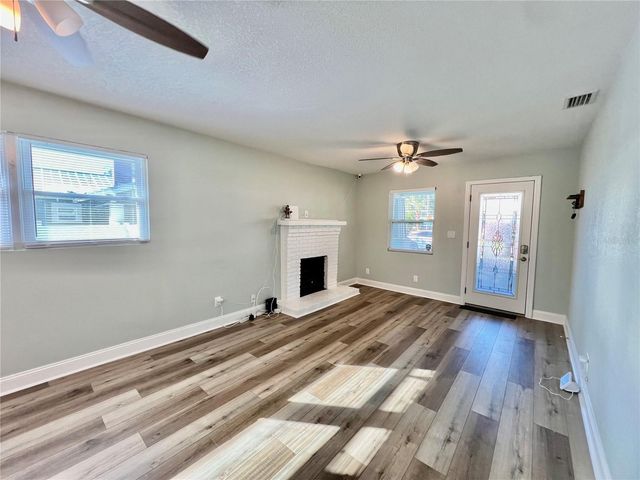 5907 N OLA AVENUE, Tampa, FL 33604