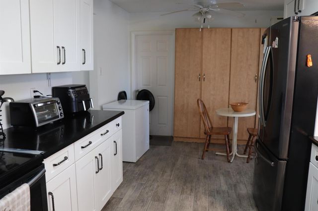 1020 NW 74th Avenue, Margate, FL 33063