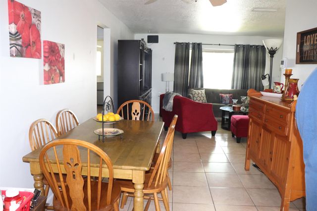1020 NW 74th Avenue, Margate, FL 33063