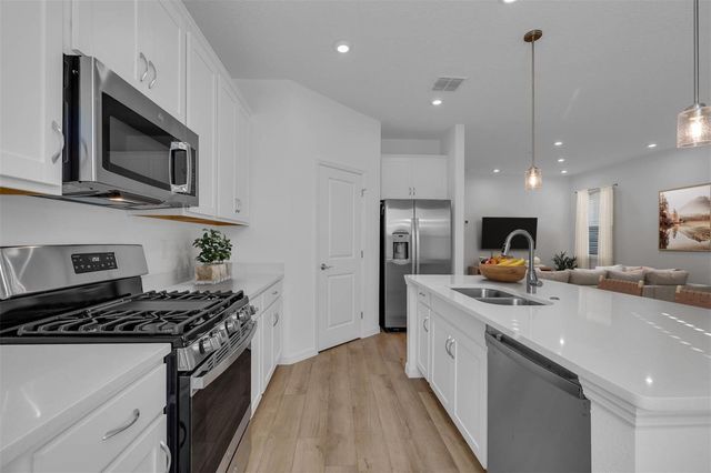 5686 STOCKADE BOULEVARD, St Cloud, FL 34771