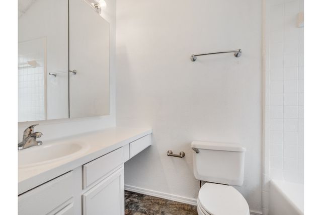 6501 Topaz Drive, Arlington, TX 76001