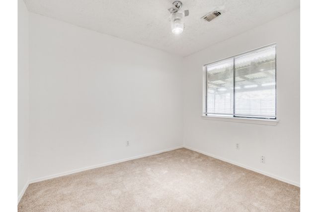 6501 Topaz Drive, Arlington, TX 76001