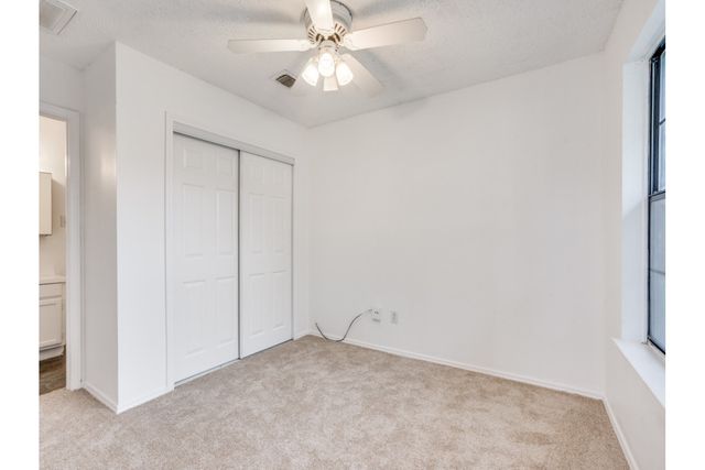 6501 Topaz Drive, Arlington, TX 76001