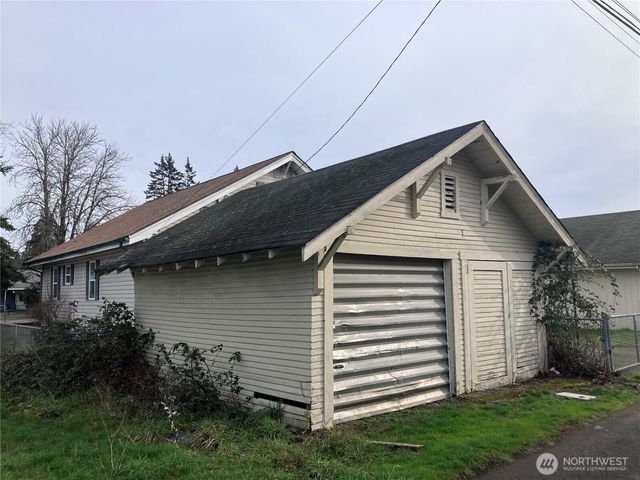 2227 Washington Street, Shelton, WA 98584