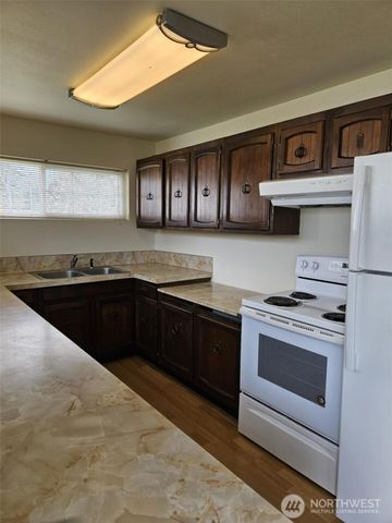 2227 Washington Street, Shelton, WA 98584