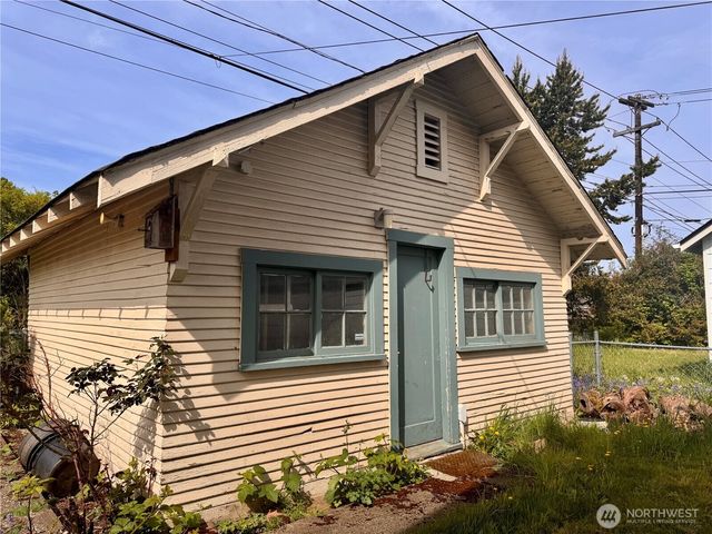 2227 Washington Street, Shelton, WA 98584