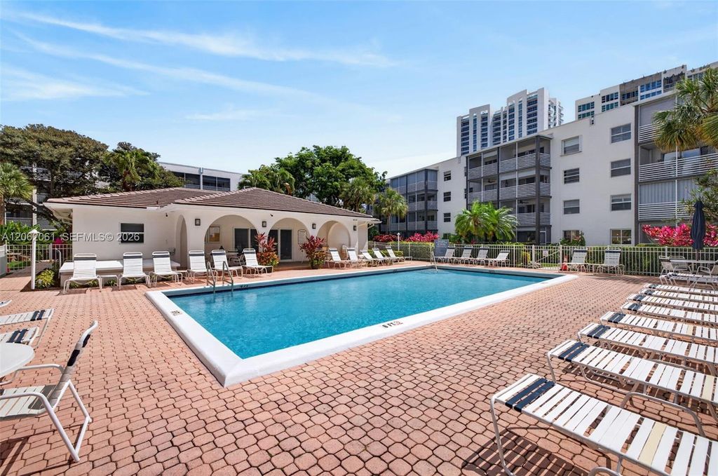 1541 S Ocean Boulevard 204, Lauderdale-By-The-Sea # 204, Lauderdale By The Sea, FL 33062