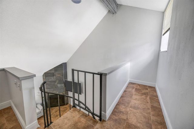 5155 PURITAN CIRCLE 1021, Tampa, FL 33617