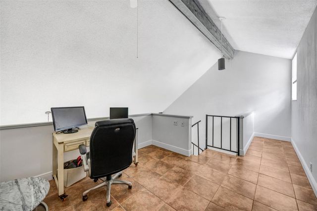 5155 PURITAN CIRCLE 1021, Tampa, FL 33617