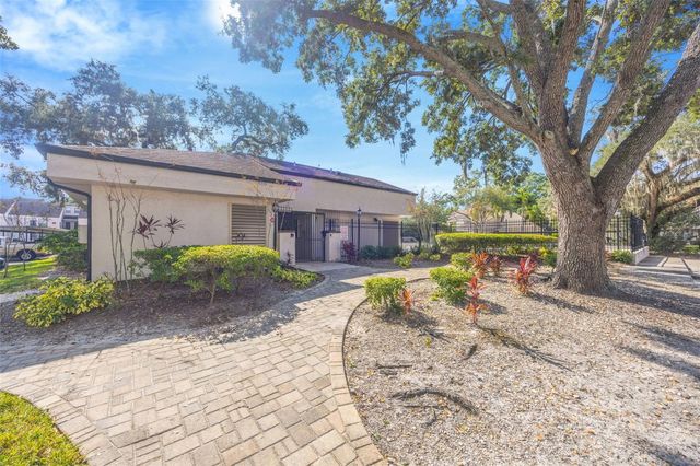 5155 PURITAN CIRCLE 1021, Tampa, FL 33617