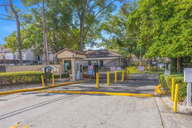 5155 PURITAN CIRCLE 1021, Tampa, FL 33617