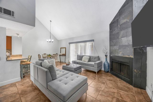 5155 PURITAN CIRCLE 1021, Tampa, FL 33617