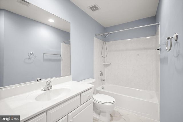 811 OAK KNOLL TER, Rockville, MD 20850