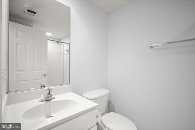 811 OAK KNOLL TER, Rockville, MD 20850